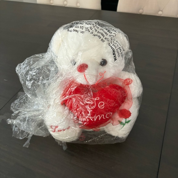 Valentines Day Bear - Picture 3 of 4